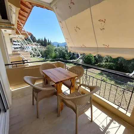 Vessarios Apartment *