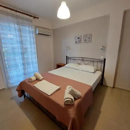 Vessarios * 尼基亚娜