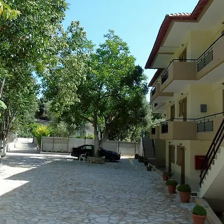 Apartment Vessarios *