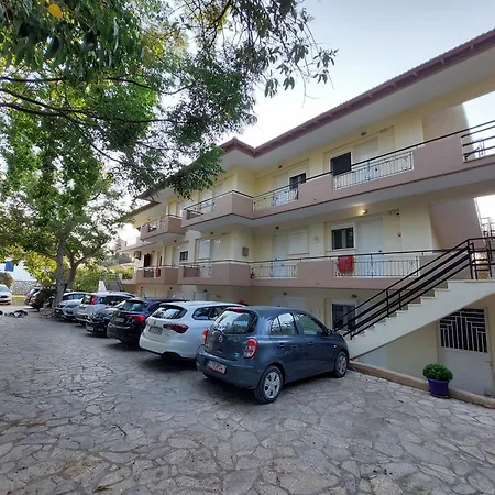 Apartament Vessarios